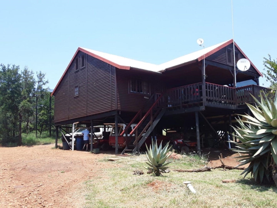 4 Bedroom Property for Sale in Zeerust North West